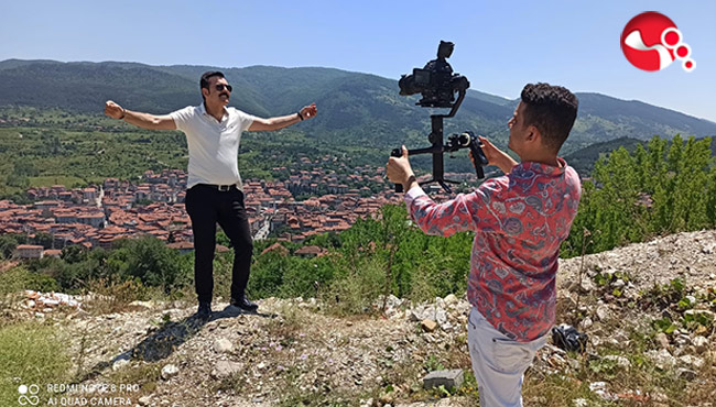 Ramazan Çelik "Devrek Türküsü" için kamera karşısına geçti