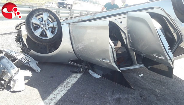 Otomobil takla attı...