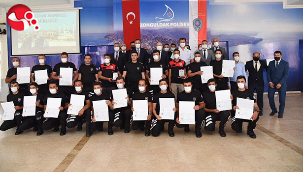 Yunus Polisleri sertifikalarını aldı