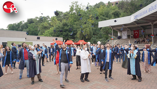 Kep attılar, yemin ettiler…