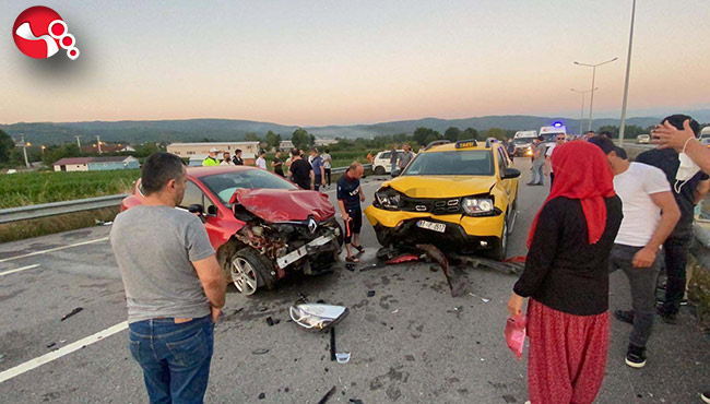 Patoz makinesinden çıkan tozlar zincirleme kazaya sebep oldu: 12 yaralı