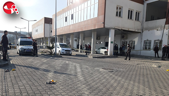 Hastane bahçesinde dehşeti yaşadılar!