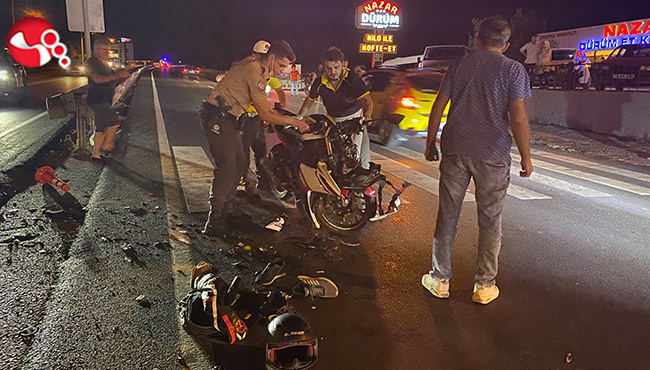 Motosiklet panelvan araçla çarpıştı