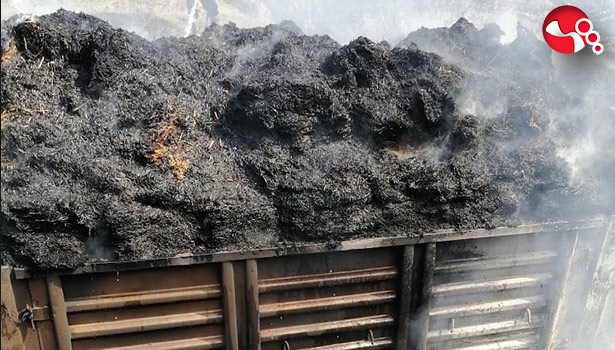 Saman yüklü kamyon alev topuna döndü!!!