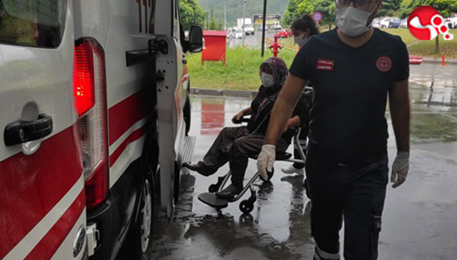 Sücüllü köyü yolu üzerinde kaza: Yaralılar...