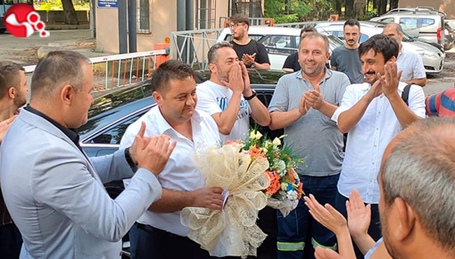 Genel Başkan Hakan Yeşil’i alkışlarla, çiçeklerle karşıladılar