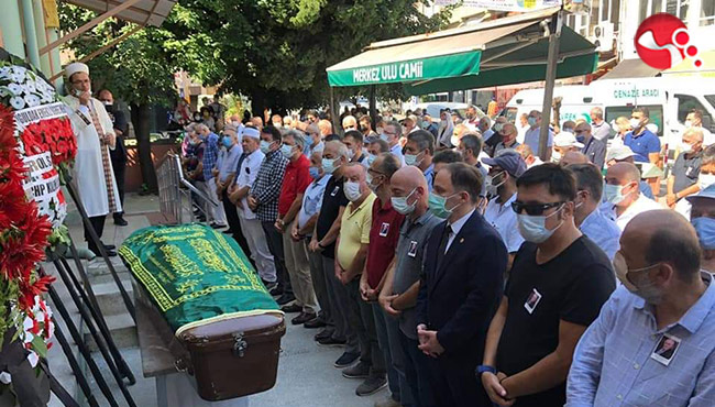 Emekli Öğretmene sonsuzluğa uğurlandı