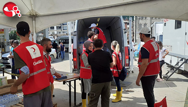 Ormanlı'dan selzedelere yardım eli