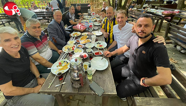 ‘Şampiyonluk Kahvaltısı’nda buluştular…