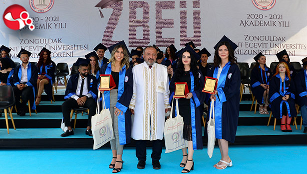 BEÜ’de mezuniyetler devam ediyor