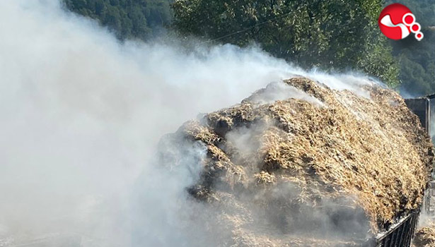 Saman yüklü kamyon alev aldı