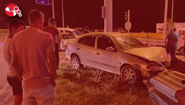 Otomobiller çarpıştı!..