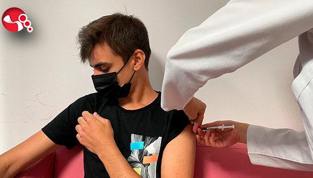 Gençler aşı oldu, Düzce mavi oldu