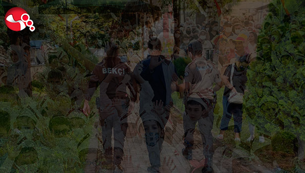 Çarşı ortasında bir kişiyi bıçaklayan