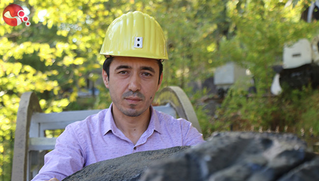 Maden işçisi hem koroda yer aldı hem klip çıkarttı