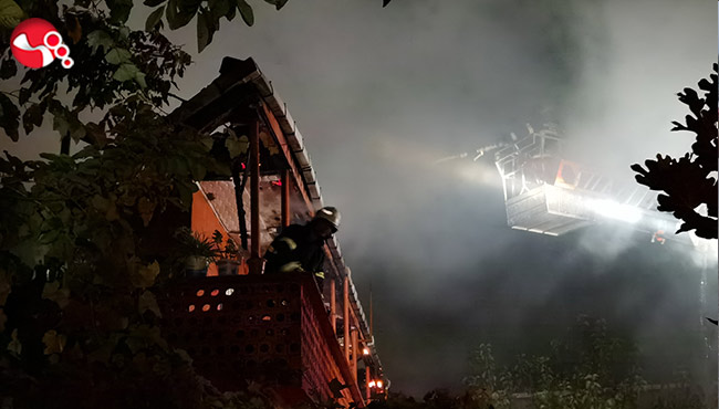 Gece saatlerinde yangın paniği...