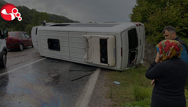 İşçi servisi devrildi: 11 yaralı