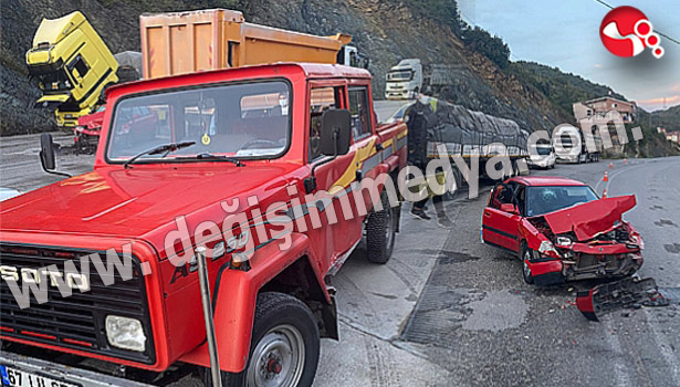 "U" dönüş yaparken çarpıştılar!..