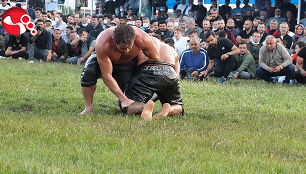 İşte Şampiyon işte Başpehlivan İsmail Balaban...