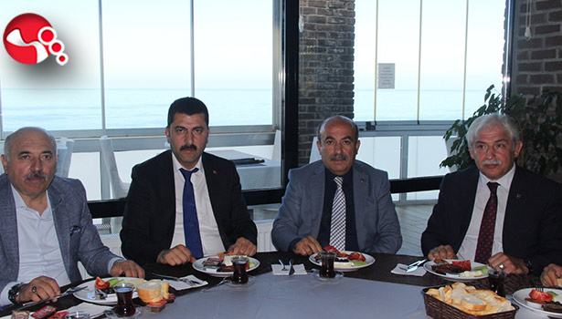 TÜRKAV üyeleri kahvaltıda buluştu