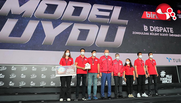 ZBEÜ, TEKONOFEST 2021 Türksat Model Uydu Yarışması Türkiye Birincisi oldu
