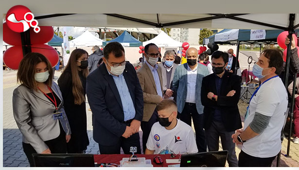 TÜBİTAK Başkanı Mandal'dan Alaplı Bilim Şenliği'ne ziyaret