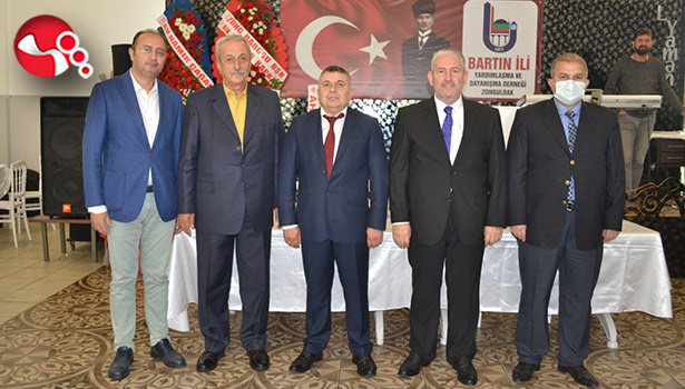 Bartınlılar Derneği’nde Adem Aydeniz güven tazeledi