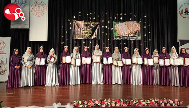 20 genç törenle hafızlık belgelerini aldı