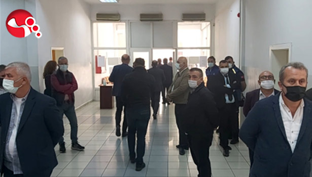 Meclis Üyeleri salonu terk etti!