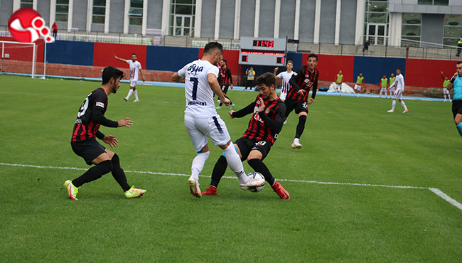 Kömürspor, Eskişehirspor'u 3-1 mağlup etti.