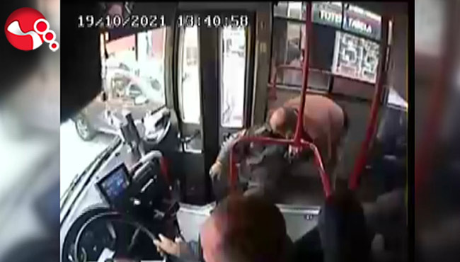 Otobüsde fenalaşınca hastaneye kaldırıldı