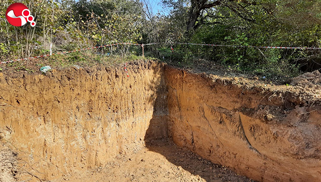 Mahalle halkı tepkili: “TEHLİKEYE DAVETİYE ÇIKARTIYOR”