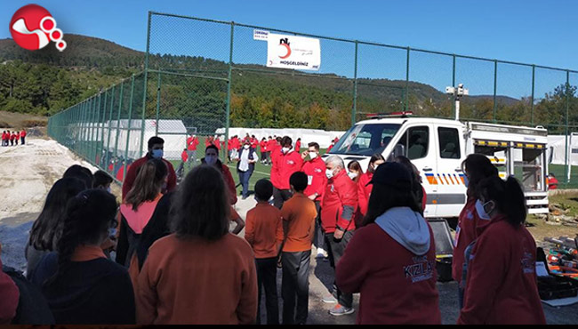 Karaman Ortaokulundan Kızılay’a ziyaret