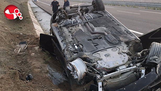 Dr.Eksal Kargı ve arkadaşları takla atan otomobilden sağ çıktılar...