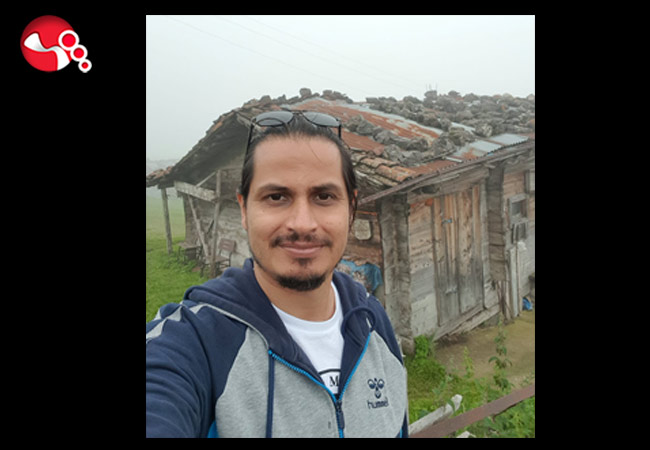 Koronavirüs Murat Eken öğretmeni sevenlerinden ayırdı