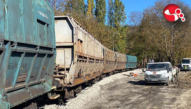 Vagon raydan çıktı