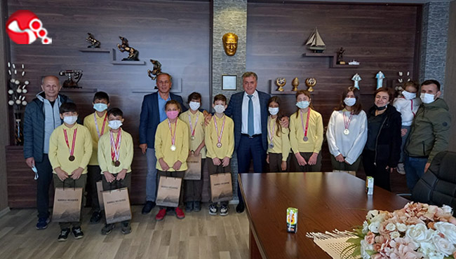 Kandilli’de başarılı sporcular ödüllendirildi