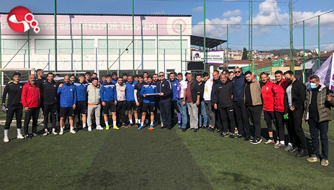 Taraftar Grubu'ndan moral desteği...