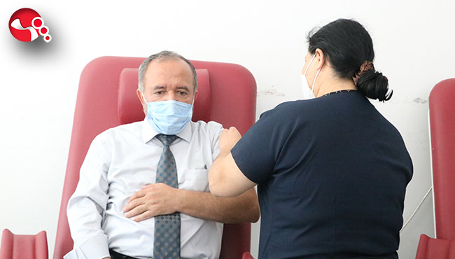 Rektörden koronavirüse karşı aşı çağrısı