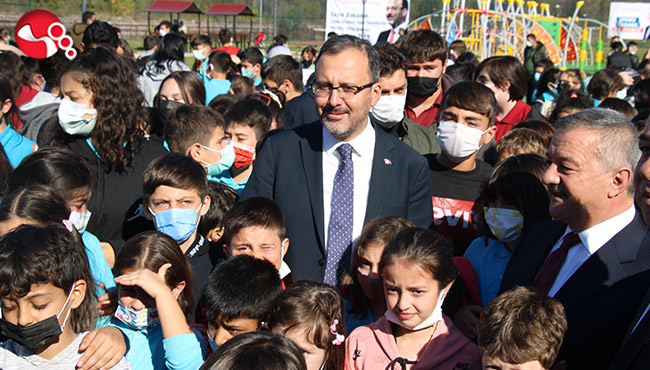 “Sporun bir kültür olarak güçlenmesi en büyük hedeflerimizden”