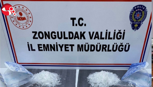 Öldürücü etkiye sahip uyuşturucuyla yakalandılar