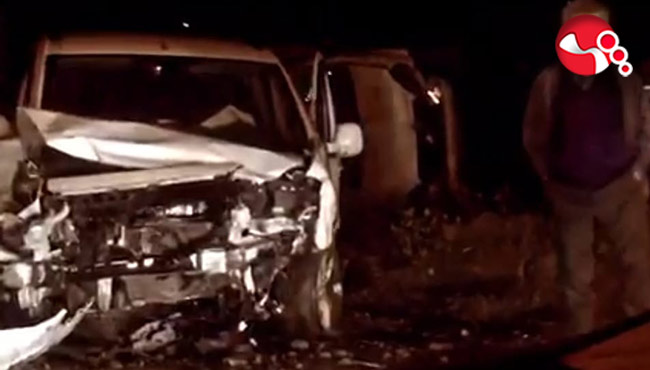 Kavşakta kafa kafaya çarpıştılar