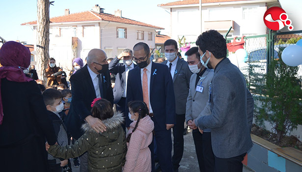 Kaymakam Yılmaz, Özel Eğitim Öğrencilerini yalnız bırakmadı