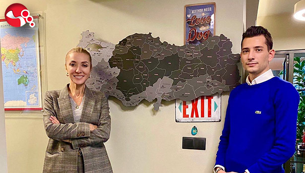 Bakan Ersoy’un eşi Pervin Ersoy o haritayı ofisine astırdı