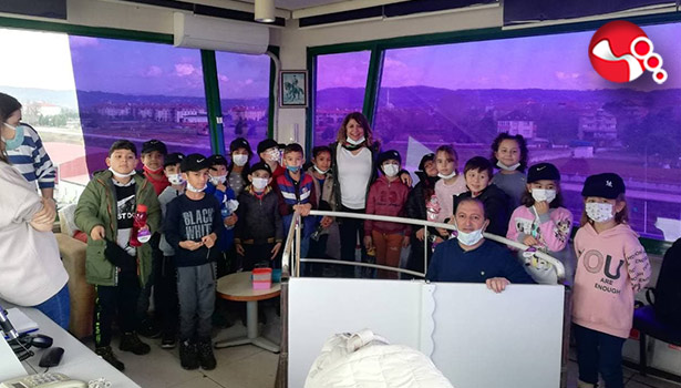 Öğrenciler havalimanını gezdiler,incelediler