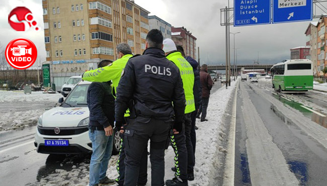 Motosiklet devrildi:1yaralı,1 kişi kaçtı!!!