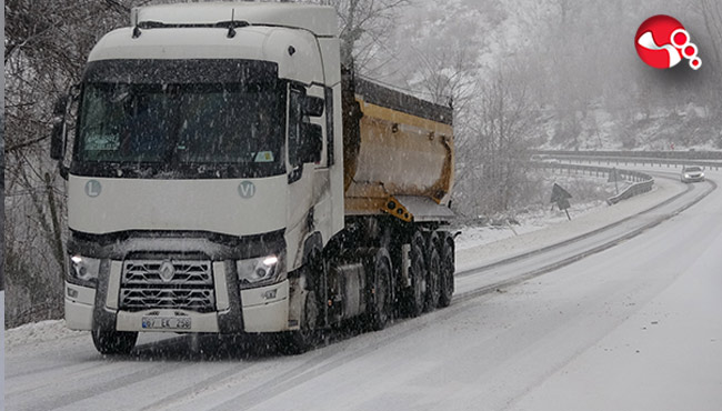 Karayollarında etkili oldu