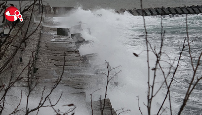 Batı Karadeniz’de kuvvetli fırtına