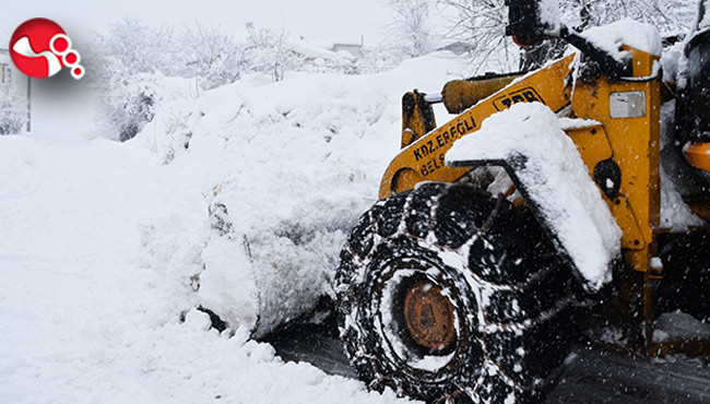 Karla mücadele zor koşullarda sürüyor…