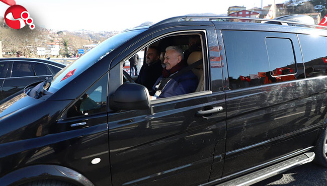 Binali Yıldırım direksiyona geçti ve...